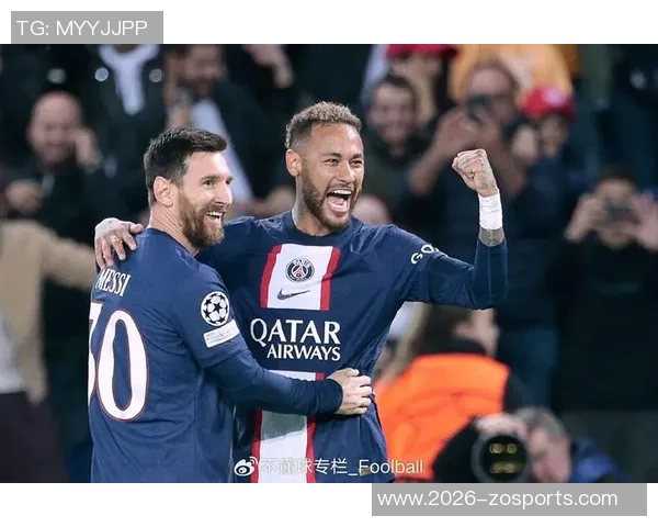 埃利奥特社媒展示梅西内马尔球星卡揭示足球价值与传奇地位