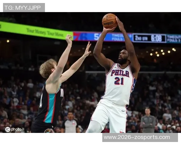 埃奇库姆表现平平24分钟内8投仅4中收获12分4篮板