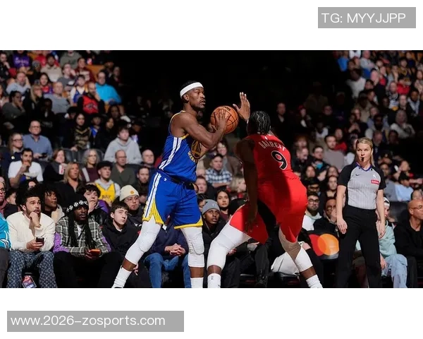 巴特勒半场表现出色轻松斩获9分4篮板2助攻展现实力