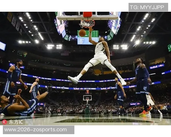 范德彪与字母哥联手助攻大加索尔点赞这一精彩瞬间